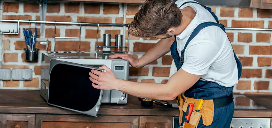 In-Home Microwave Repair in Biddeford