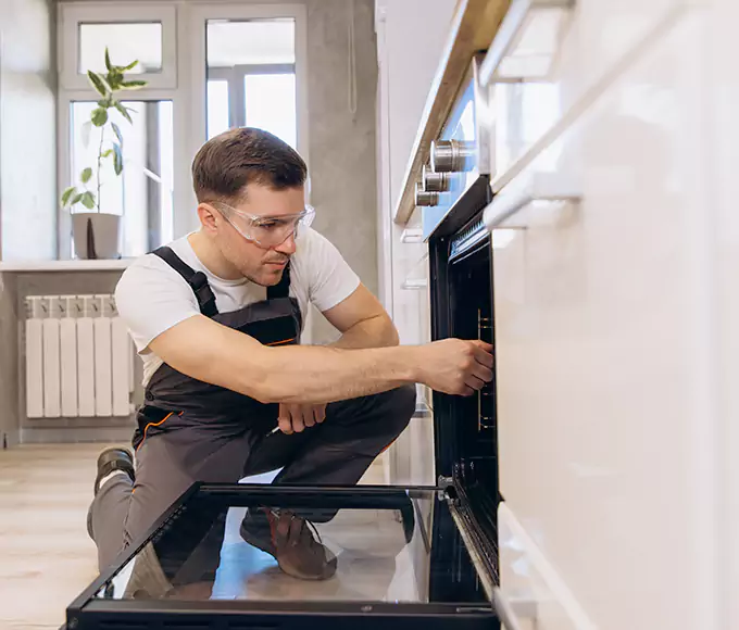 Why Biddeford Bakers Rely on Biddeford Appliance Pro for Every Electric Oven Fix?